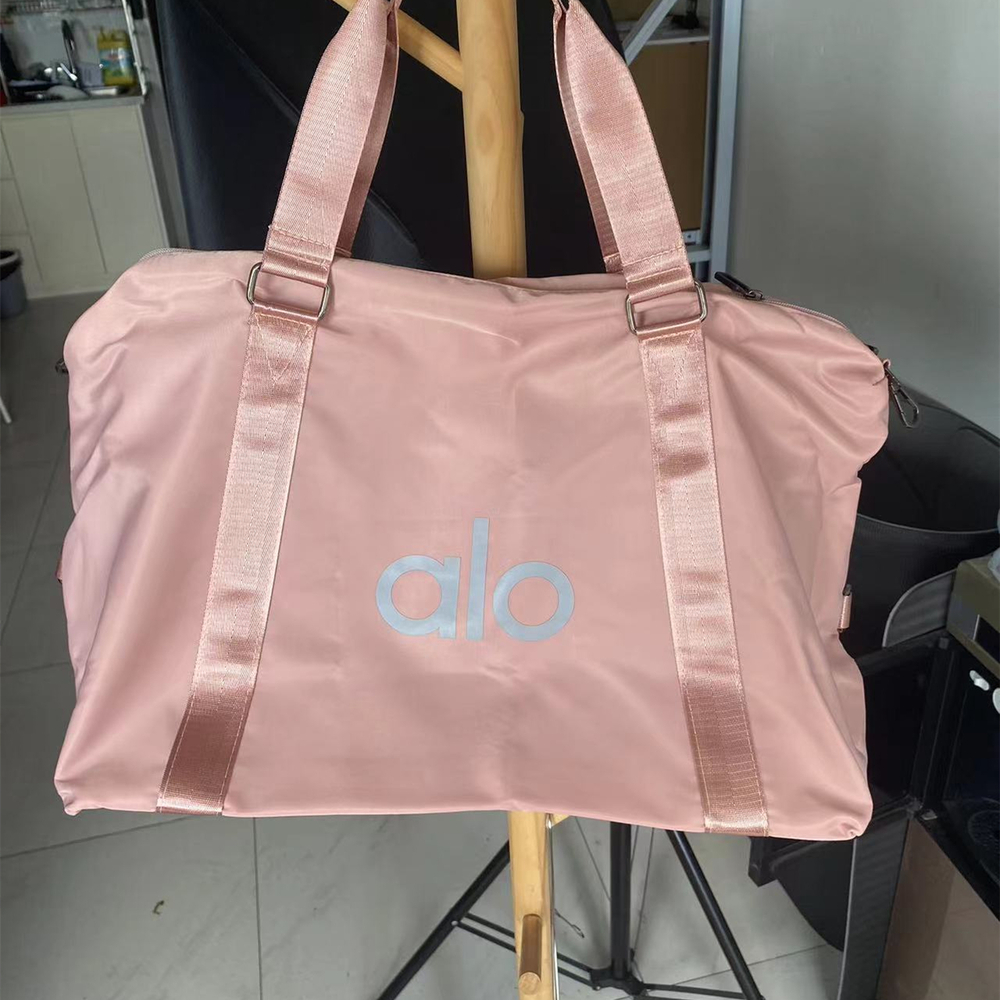 Alo yoga bag
